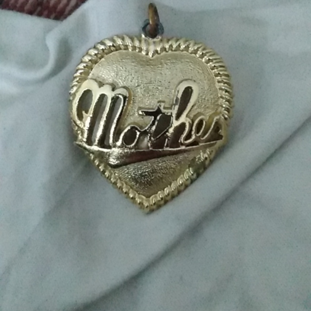 Gold Mother's charm 1 1/4 in width & length